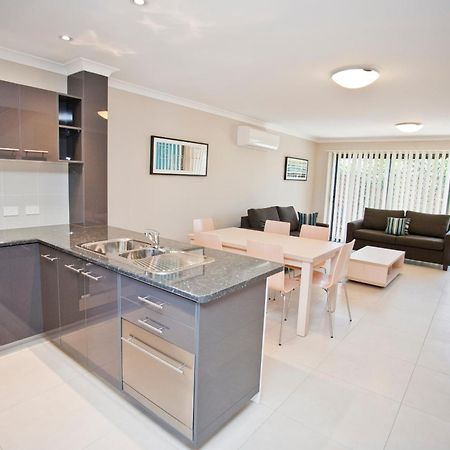 Stonewood Villas Chinchilla Extérieur photo