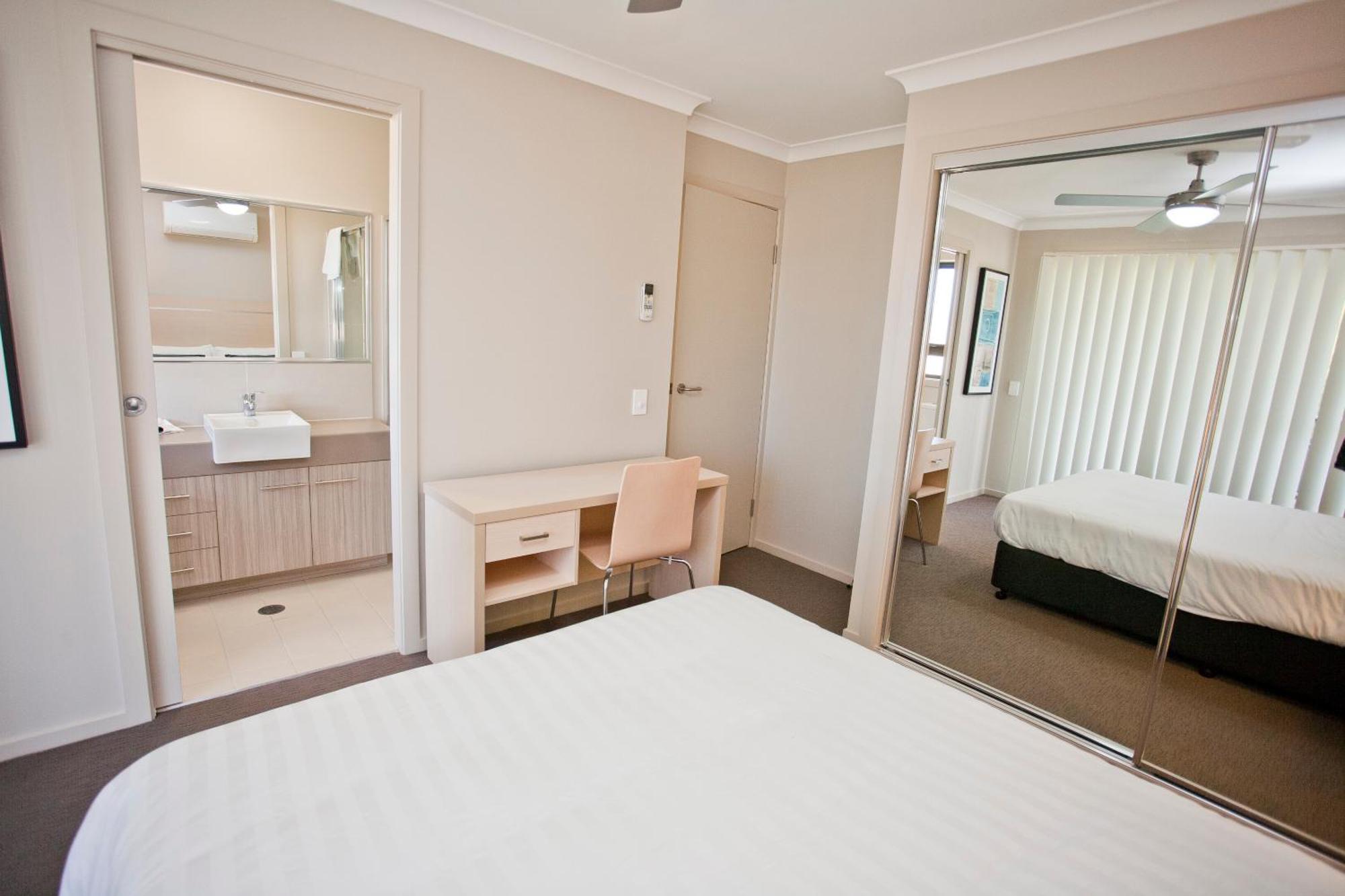 Stonewood Villas Chinchilla Extérieur photo
