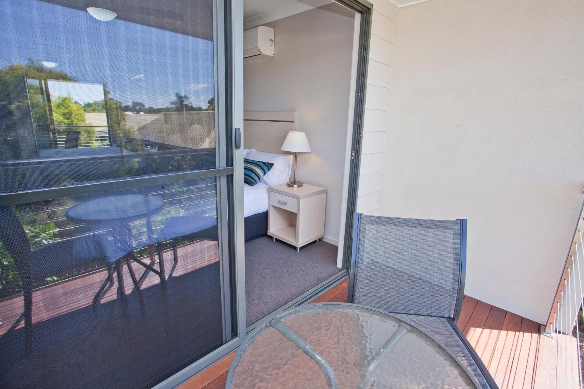 Stonewood Villas Chinchilla Extérieur photo