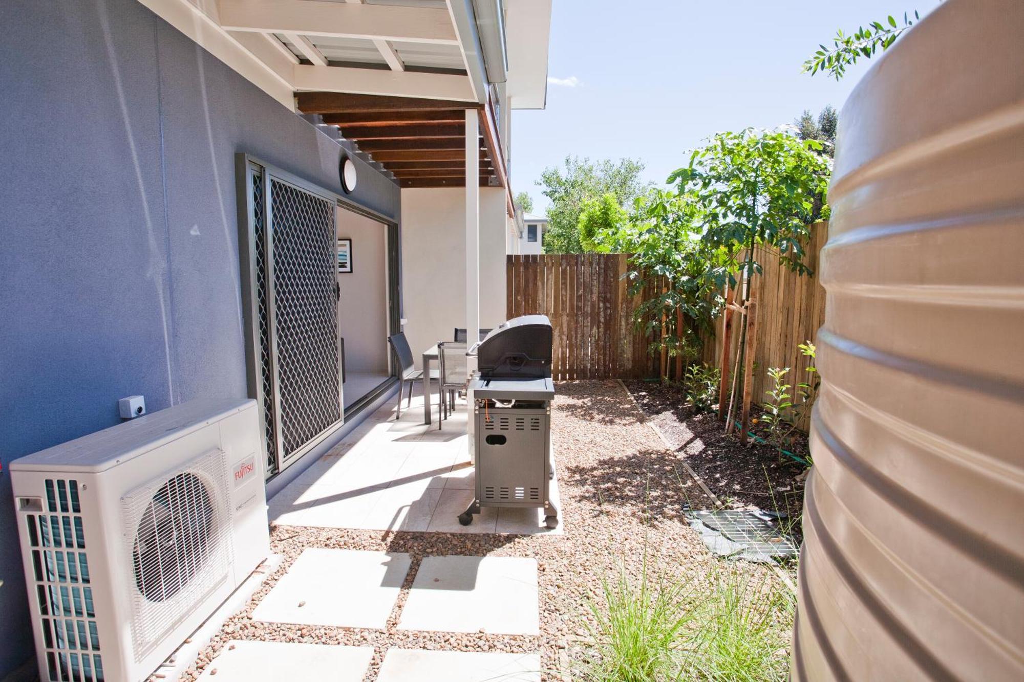 Stonewood Villas Chinchilla Extérieur photo